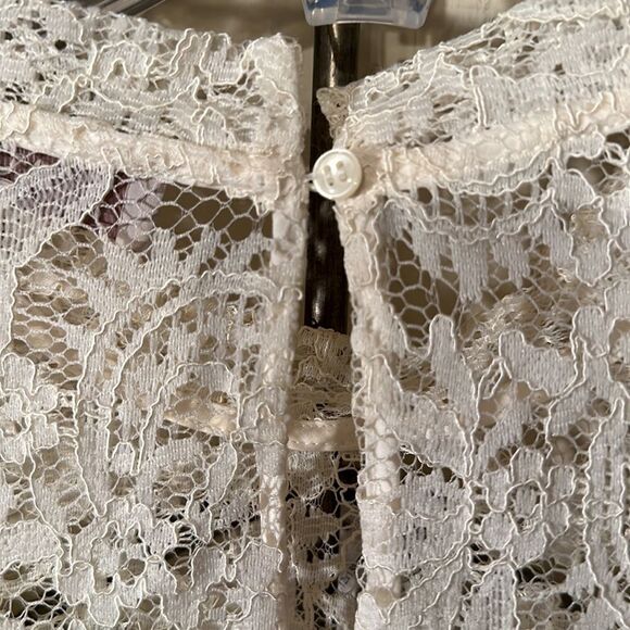 Loft lace blouse size Medium - Picture 6 of 9